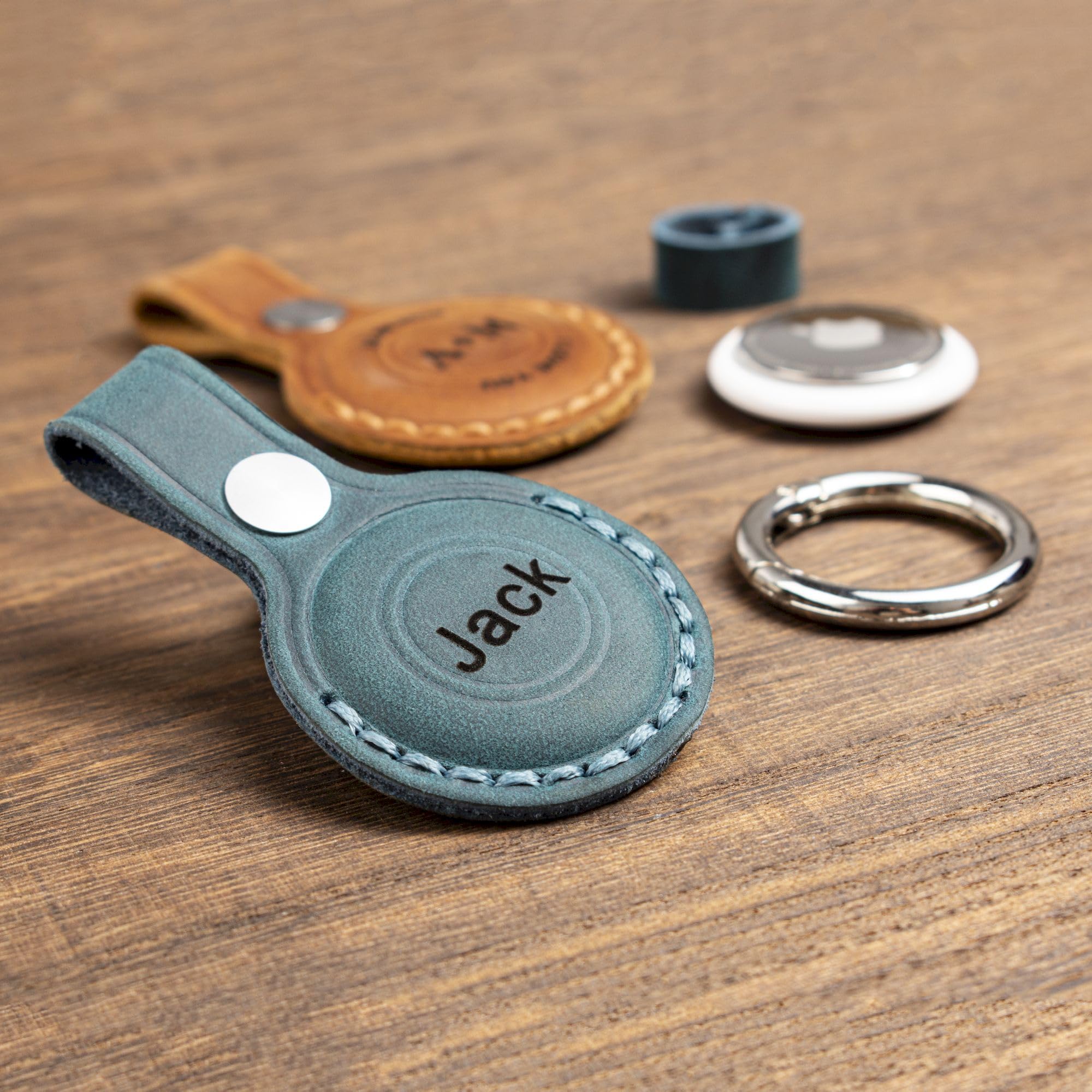 Étui AirTag en cuir personnalisé avec porte-clés – Image 3